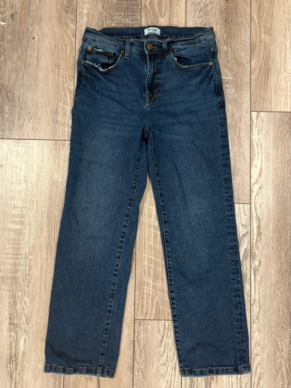 Classic Dark Wash Women’s Jeans - kensie Jeans